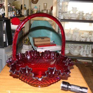 vintage fenton hobnail red basket glows. its a large one.